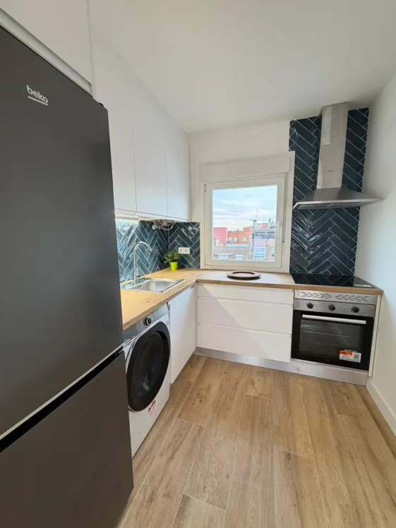 Piso en alquiler en Calle Juan Salas, Usera.