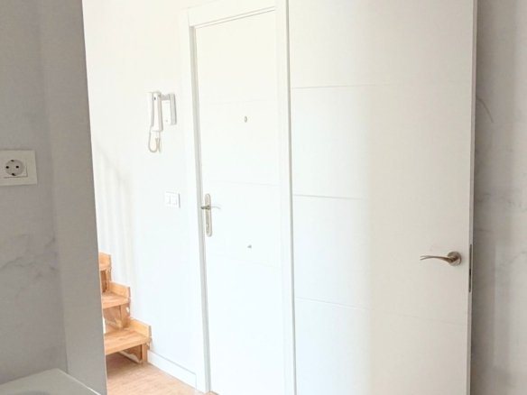 Chalet Adosado en venta en Calle Libertad, Seseña, Toledo.