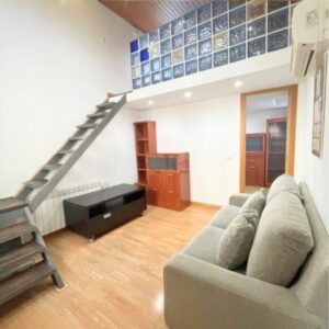 Ático en Alquiler en Calle Orgaz, Comillas.