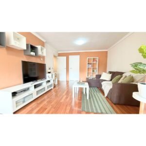 Piso en venta en Calle Albuñuelas, Usera.