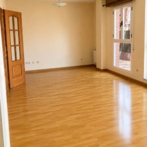 Piso en alquiler en Vía Complutense, Alcalá de Henares.
