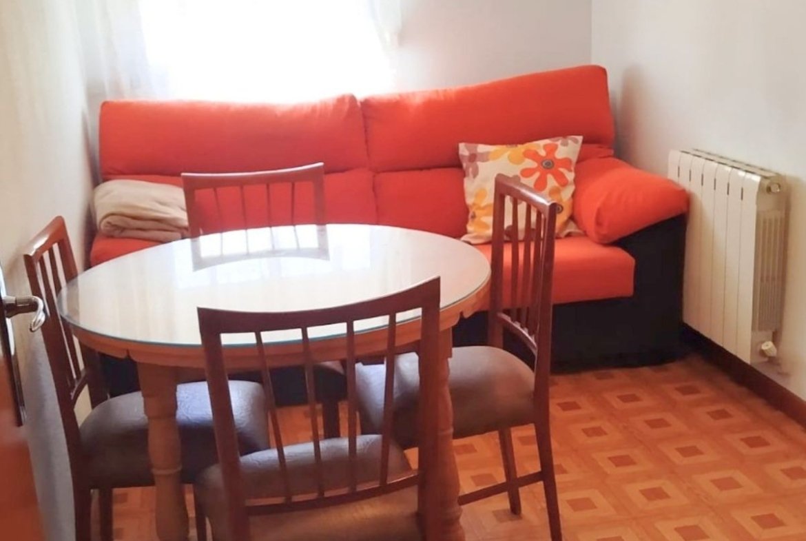 Piso en venta en Avenida Reyes Católicos, Alcalá de Henares.