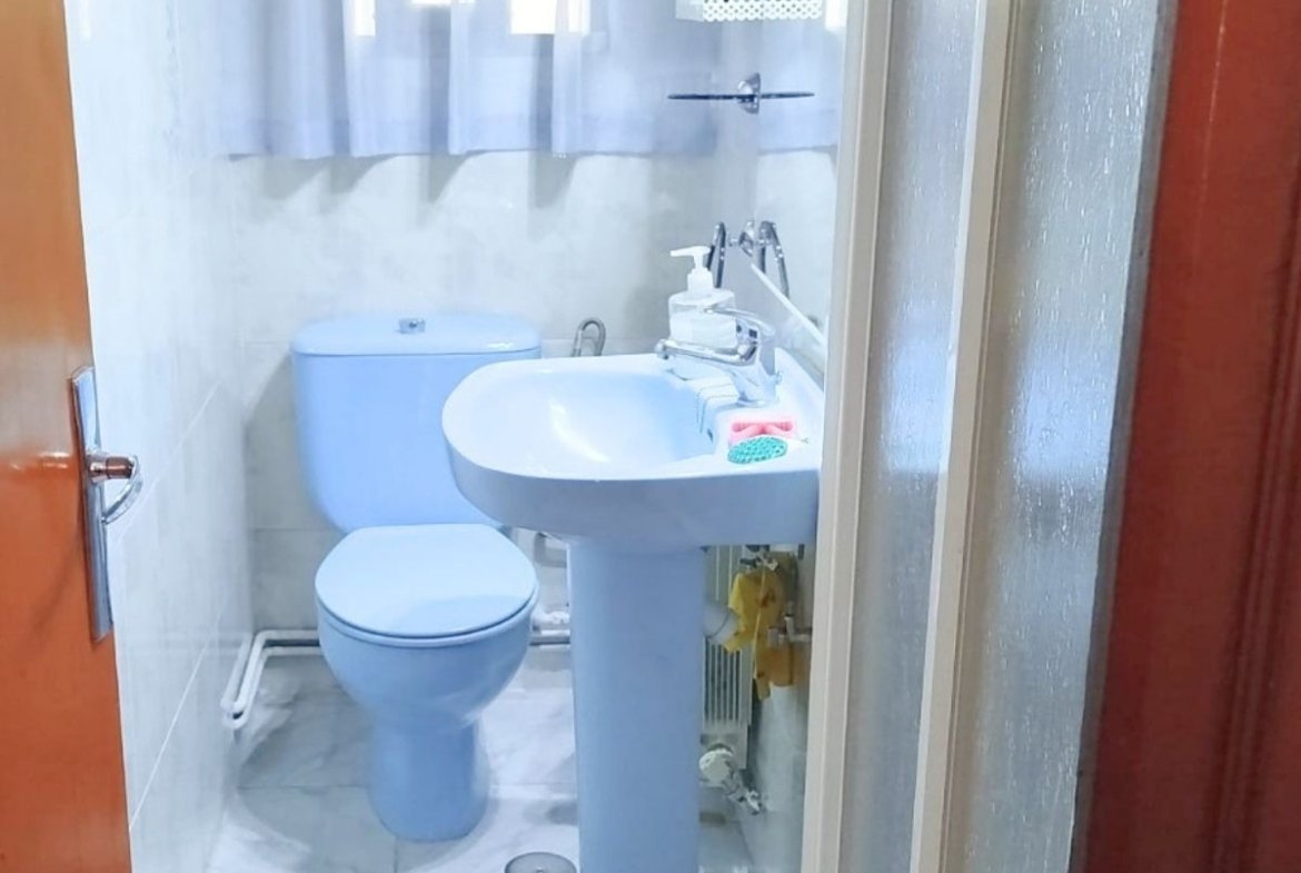 Piso en venta en Avenida Reyes Católicos, Alcalá de Henares.