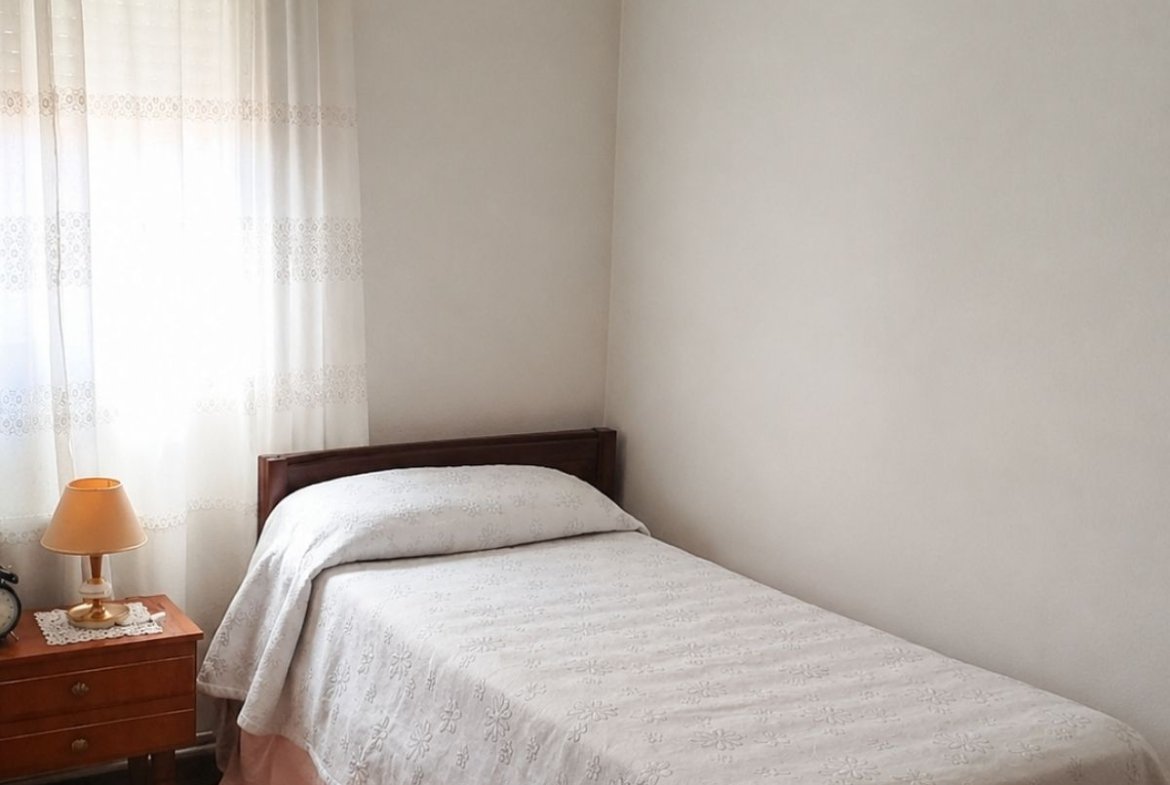 Piso en venta en Avenida Reyes Católicos, Alcalá de Henares.