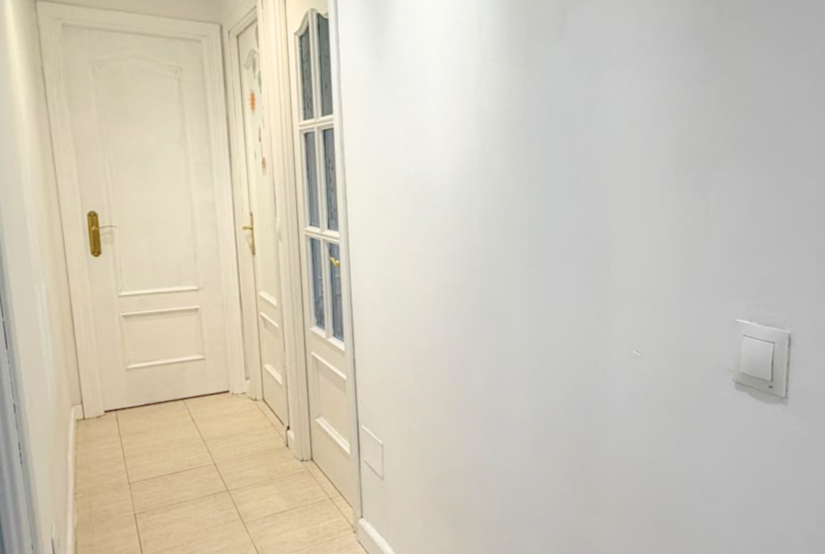 Piso en venta en Calle Sepúlveda, Latina.