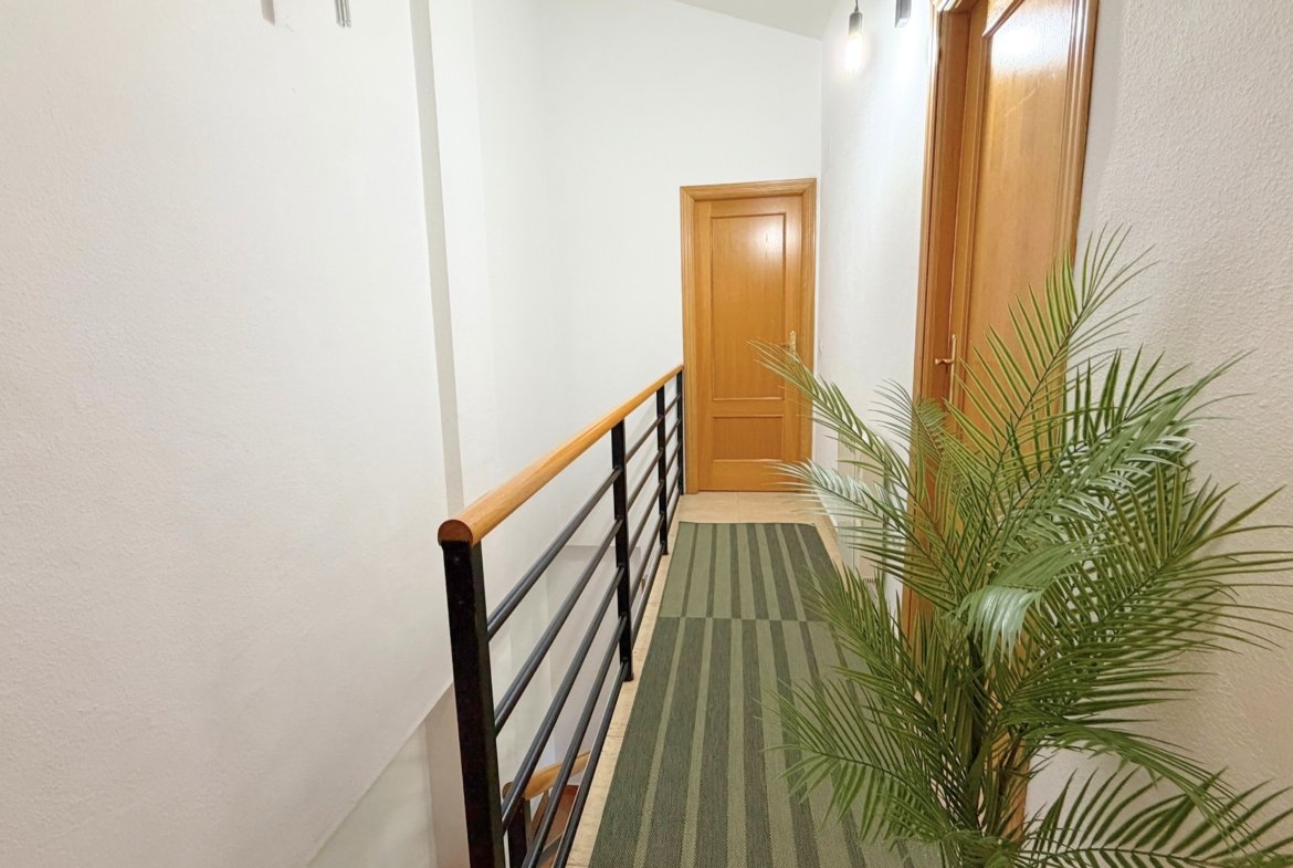 Piso en Venta en Calle Maximino López, Valmojado, Toledo.