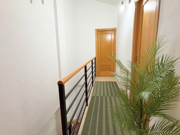 Piso en Venta en Calle Maximino López, Valmojado, Toledo.