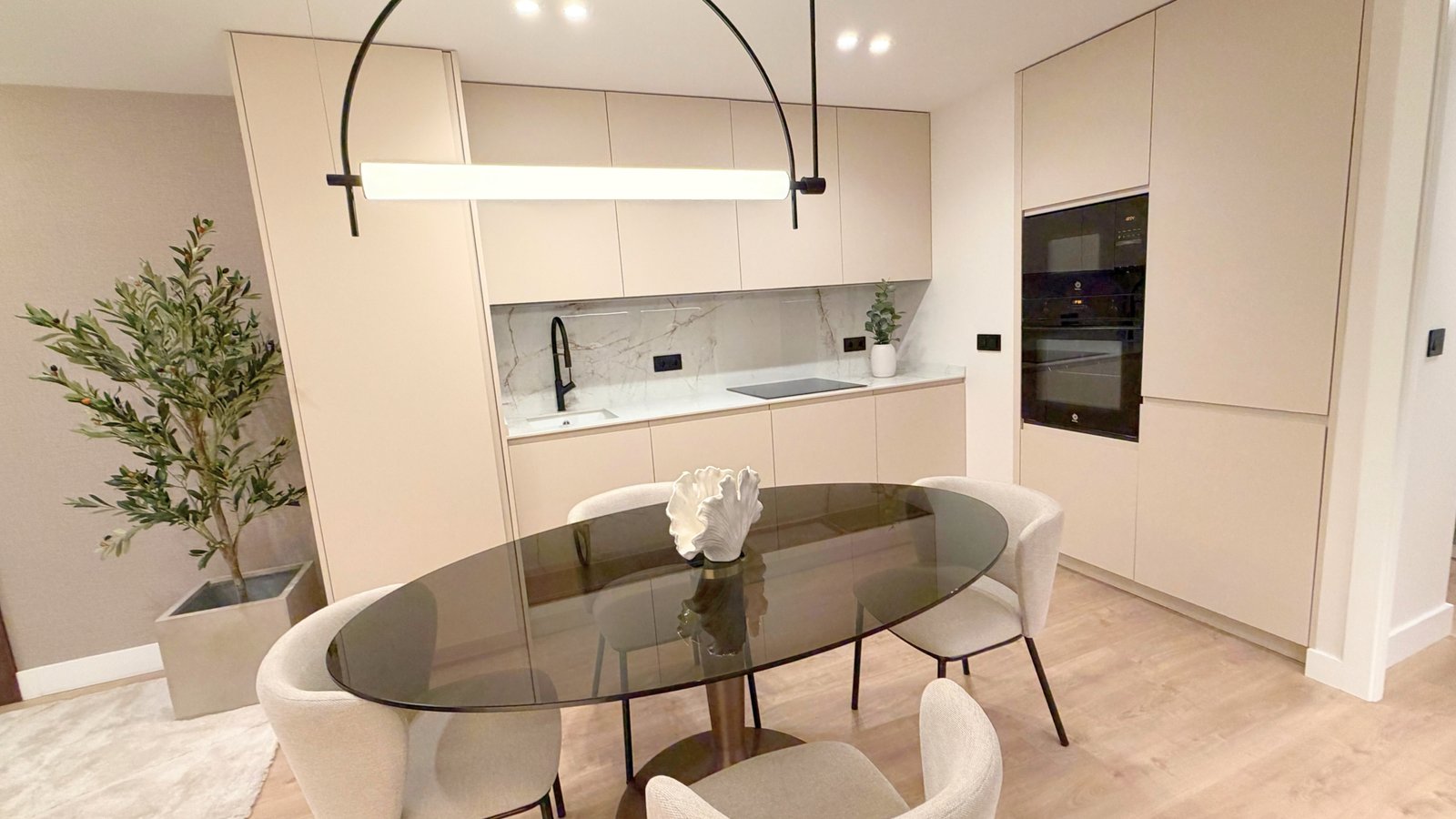 2 Piso en venta en Calle del General Oráa, Salamanca.