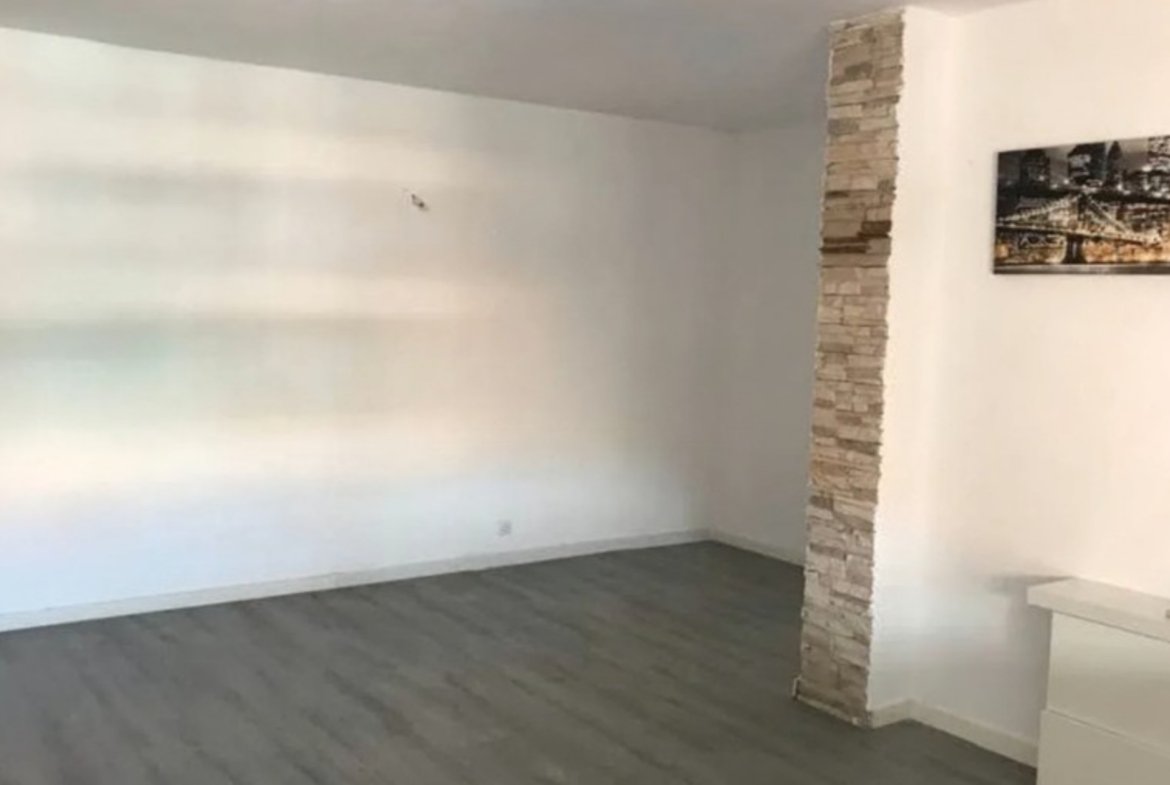 Piso en venta en Calle Río Escabas, Alcalá de Henares.
