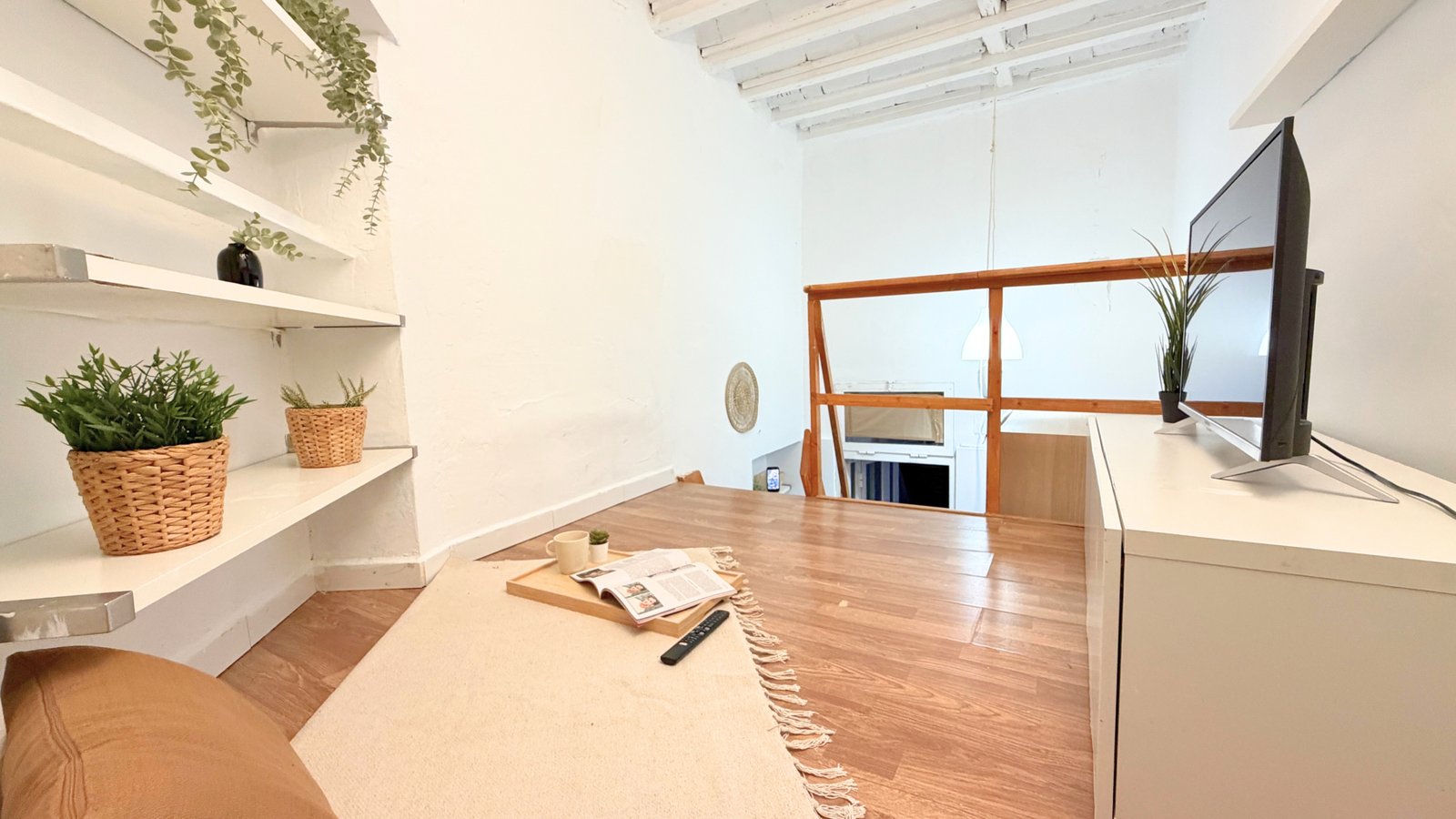 Estudio en alquiler en Calle Salitre, Lavapiés.