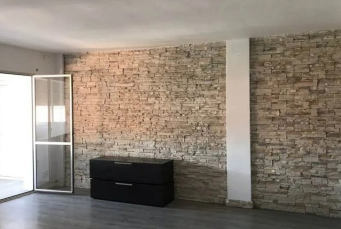 Piso en venta en Calle Río Escabas, Alcalá de Henares.