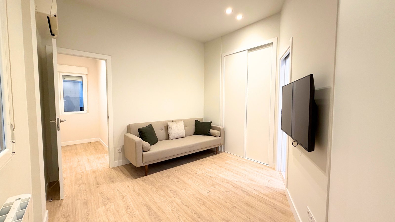 5 Piso en venta en Calle de Juan Bravo, Salamanca.