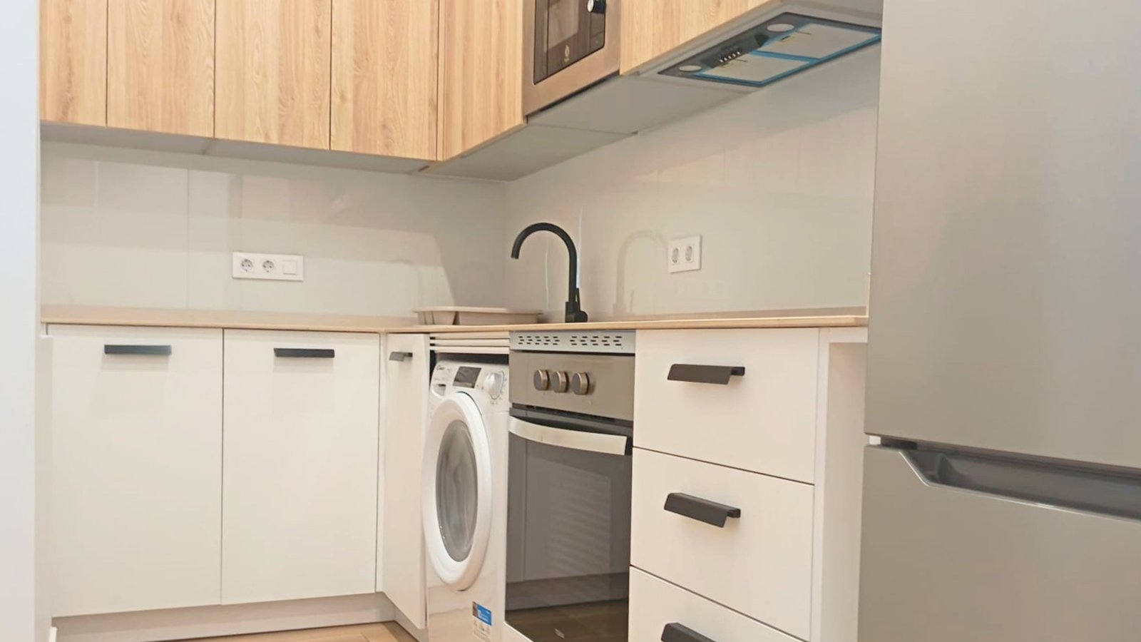 Estudio en alquiler en Calle Nicolasa Gómez, San Blas-Canillejas.