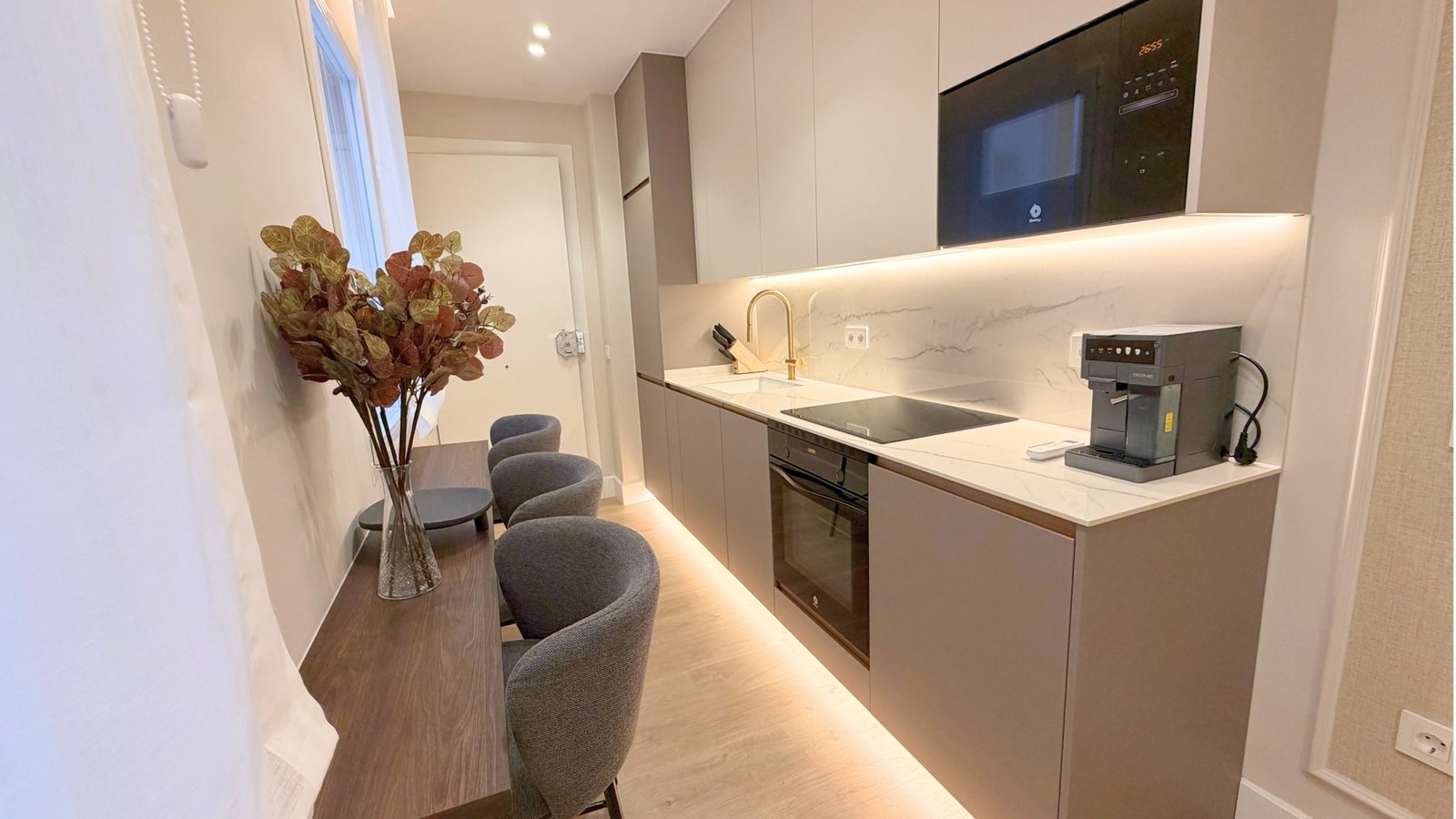 6 Piso en venta en Calle de Rufino Blanco, Salamanca.