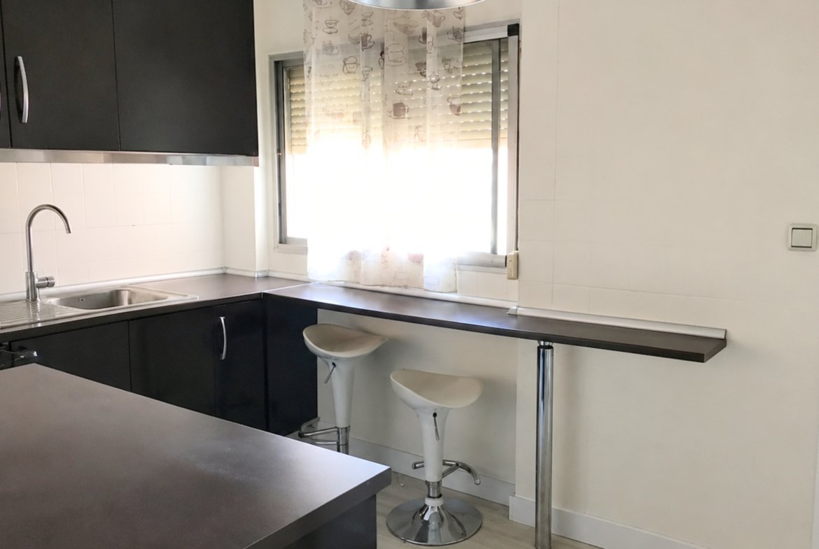 Piso en venta en Calle Río Escabas, Alcalá de Henares.