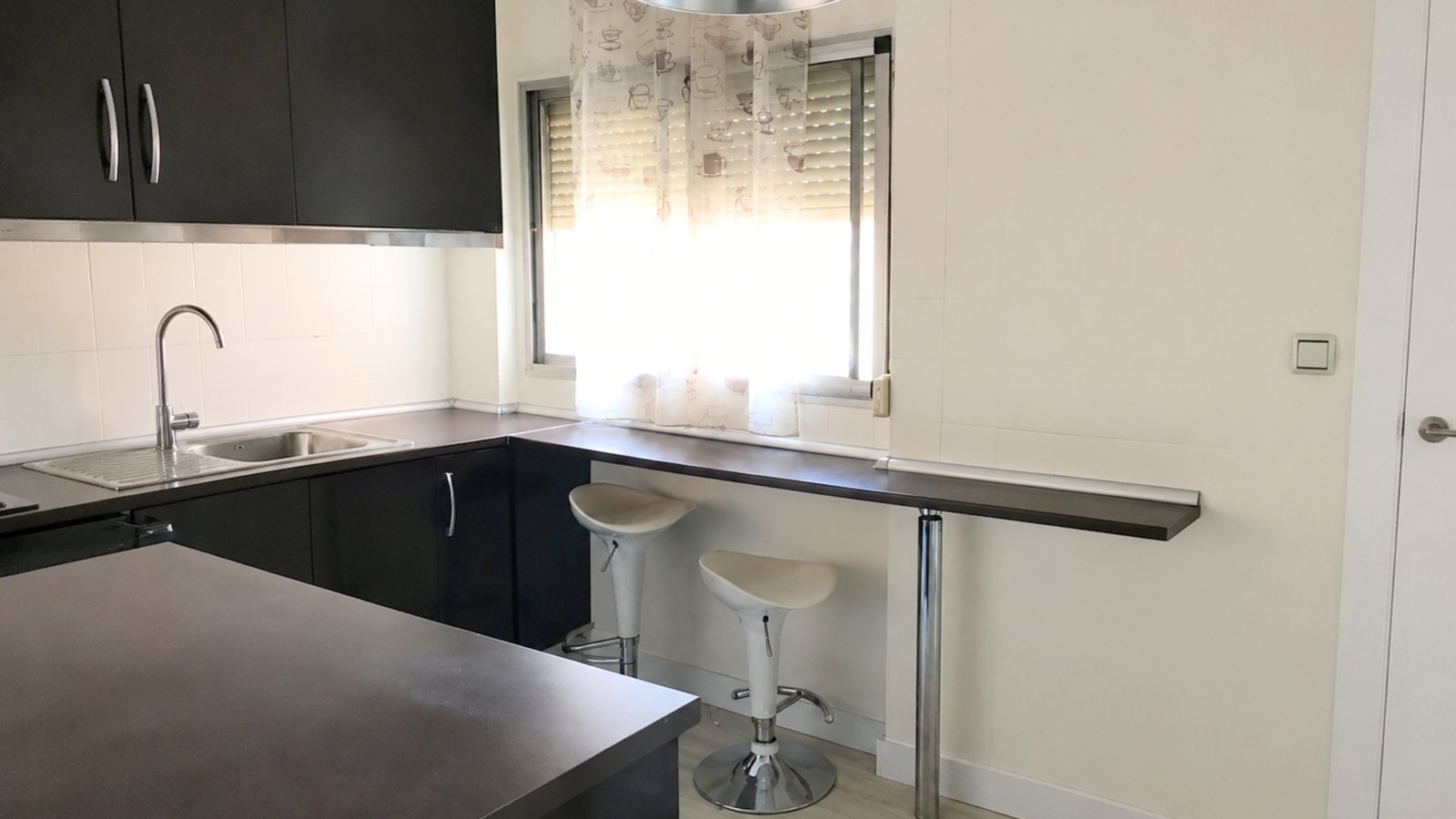 7 Piso en venta en Calle Río Escabas, Alcalá de Henares.