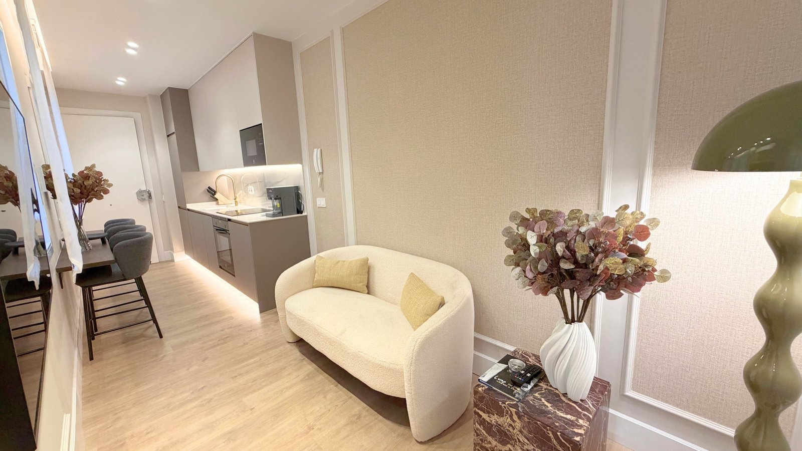 7 Piso en venta en Calle de Rufino Blanco, Salamanca.