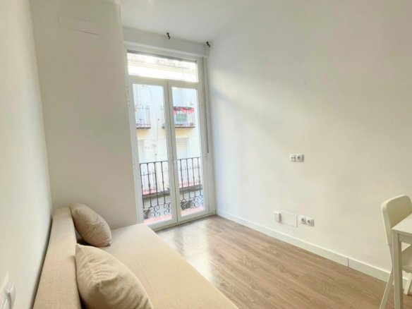 Piso en alquiler en Calle Zurita, Lavapiés.