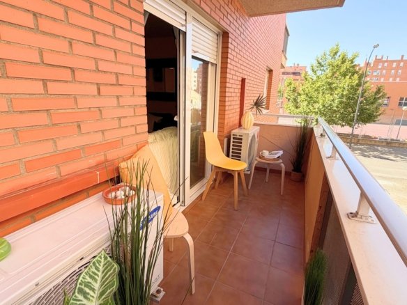 Piso en venta en Calle Icíar Bollaín, Getafe.