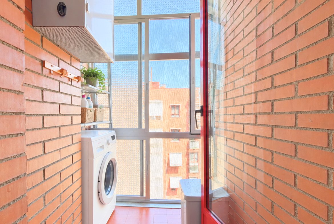 Piso en venta en Calle Avena, Usera.