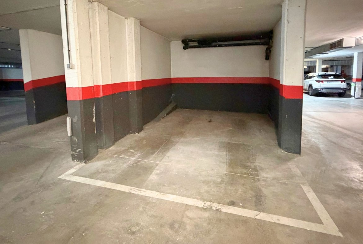 Piso en venta en Calle Icíar Bollaín, Getafe.