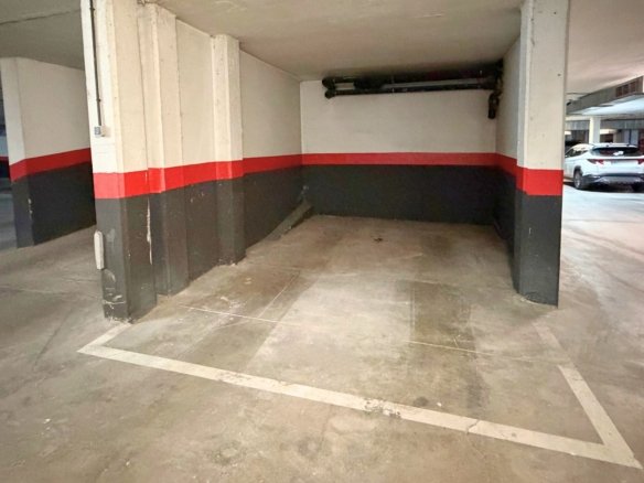 Piso en venta en Calle Icíar Bollaín, Getafe.