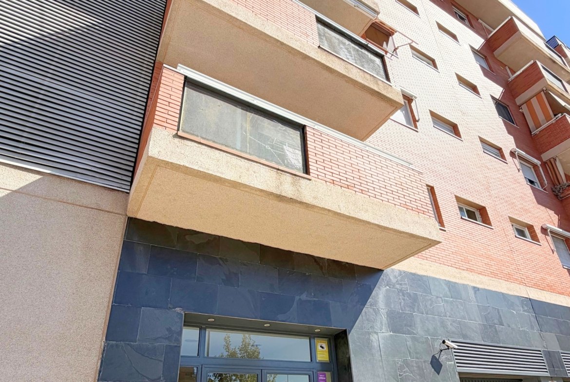 Piso en venta en Calle Icíar Bollaín, Getafe.