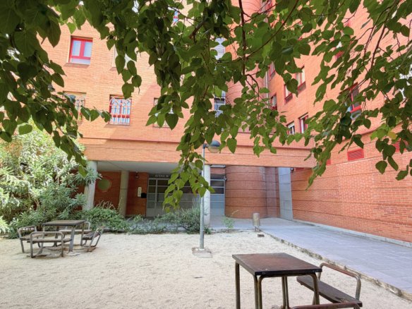 Piso en venta en Calle Avena, Usera.
