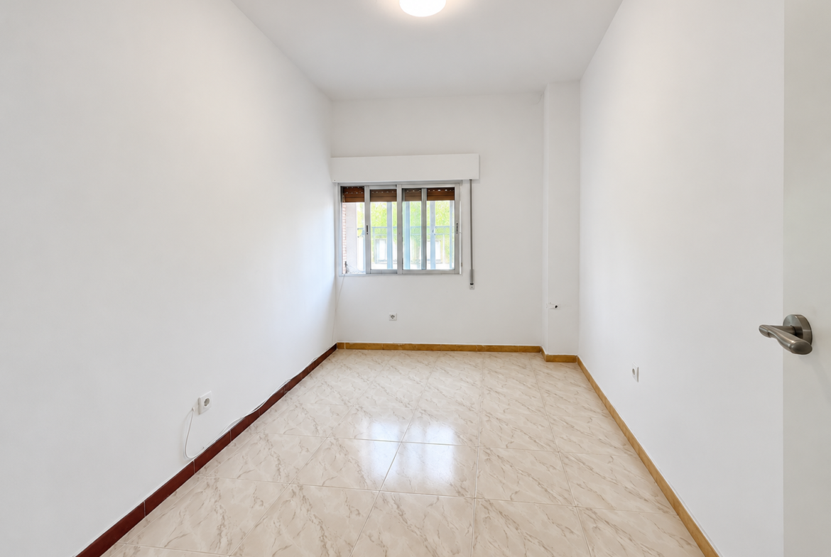 Piso en alquiler en Avenida Castilla-La Mancha, Valmojado, Toledo.