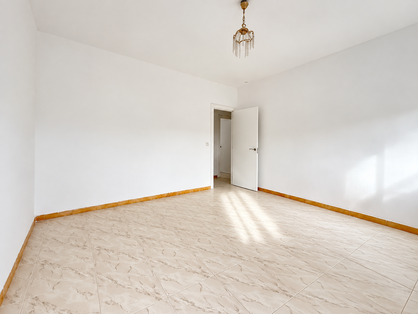 Piso en alquiler en Avenida Castilla-La Mancha, Valmojado, Toledo.